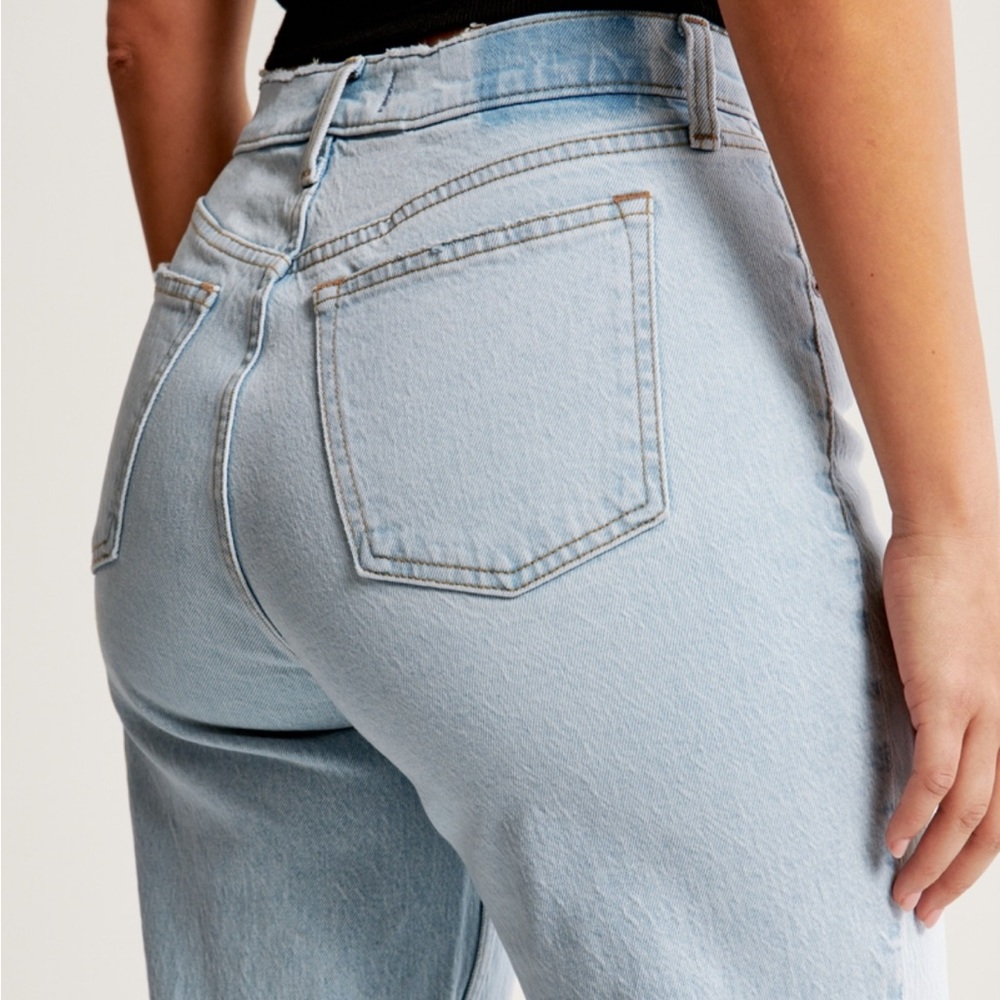 Abercrombie and fitch curve love mid rise 90s straight jeans